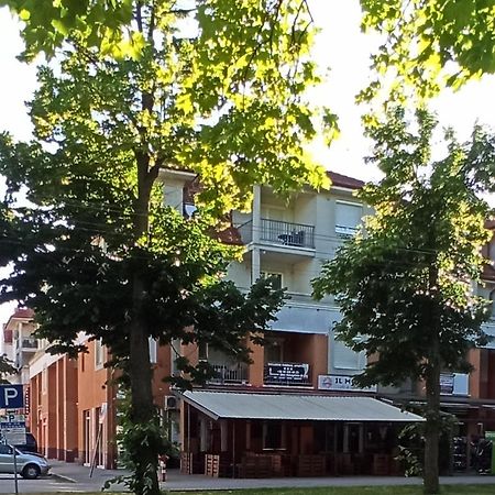 Premium Apartman Хайдусобосло Экстерьер фото