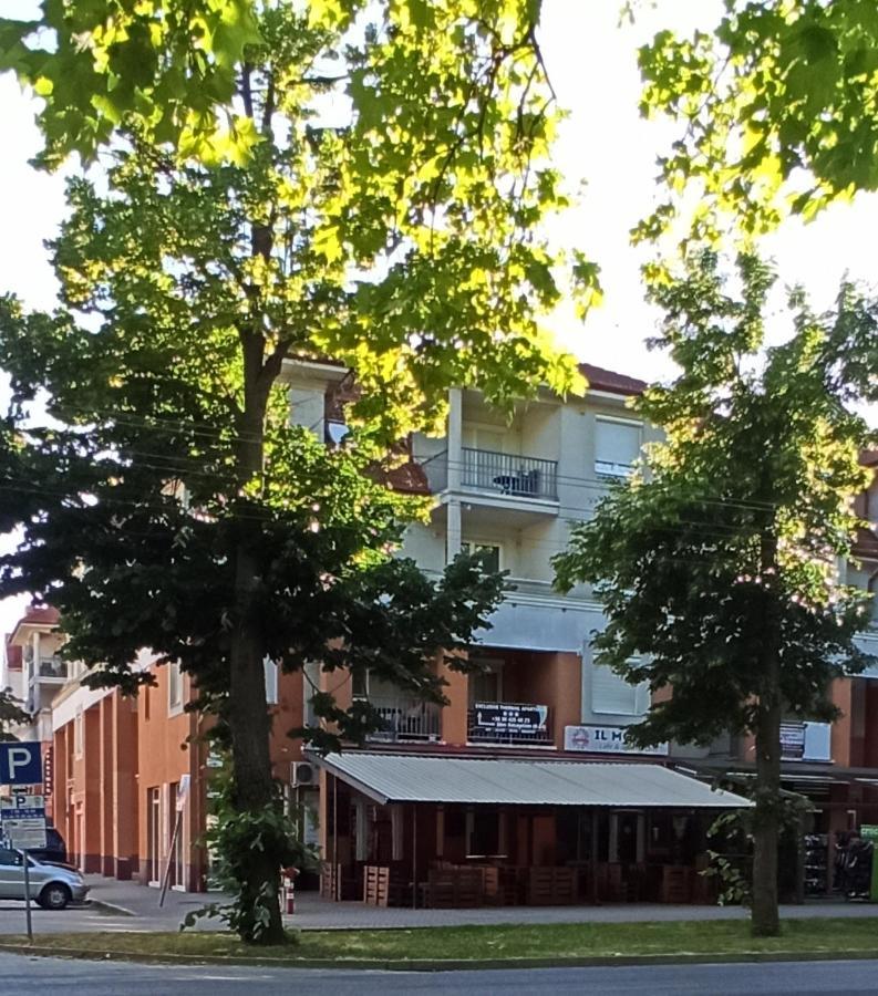 Premium Apartman Хайдусобосло Экстерьер фото